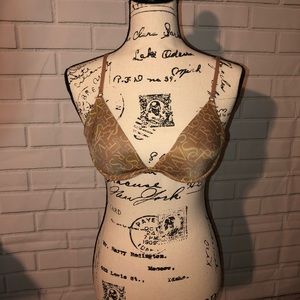 Victoria Secret Bra Size 34B